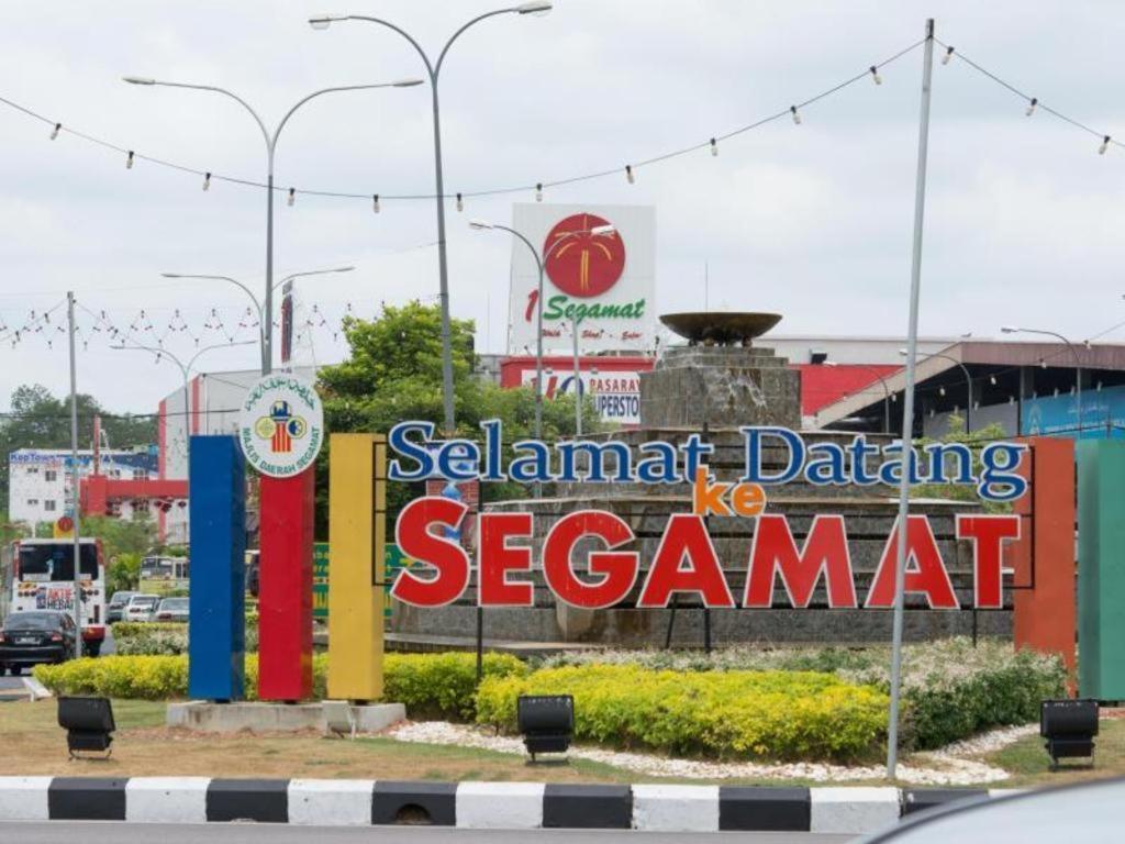 Hotel Zamburger Segamat Exterior foto